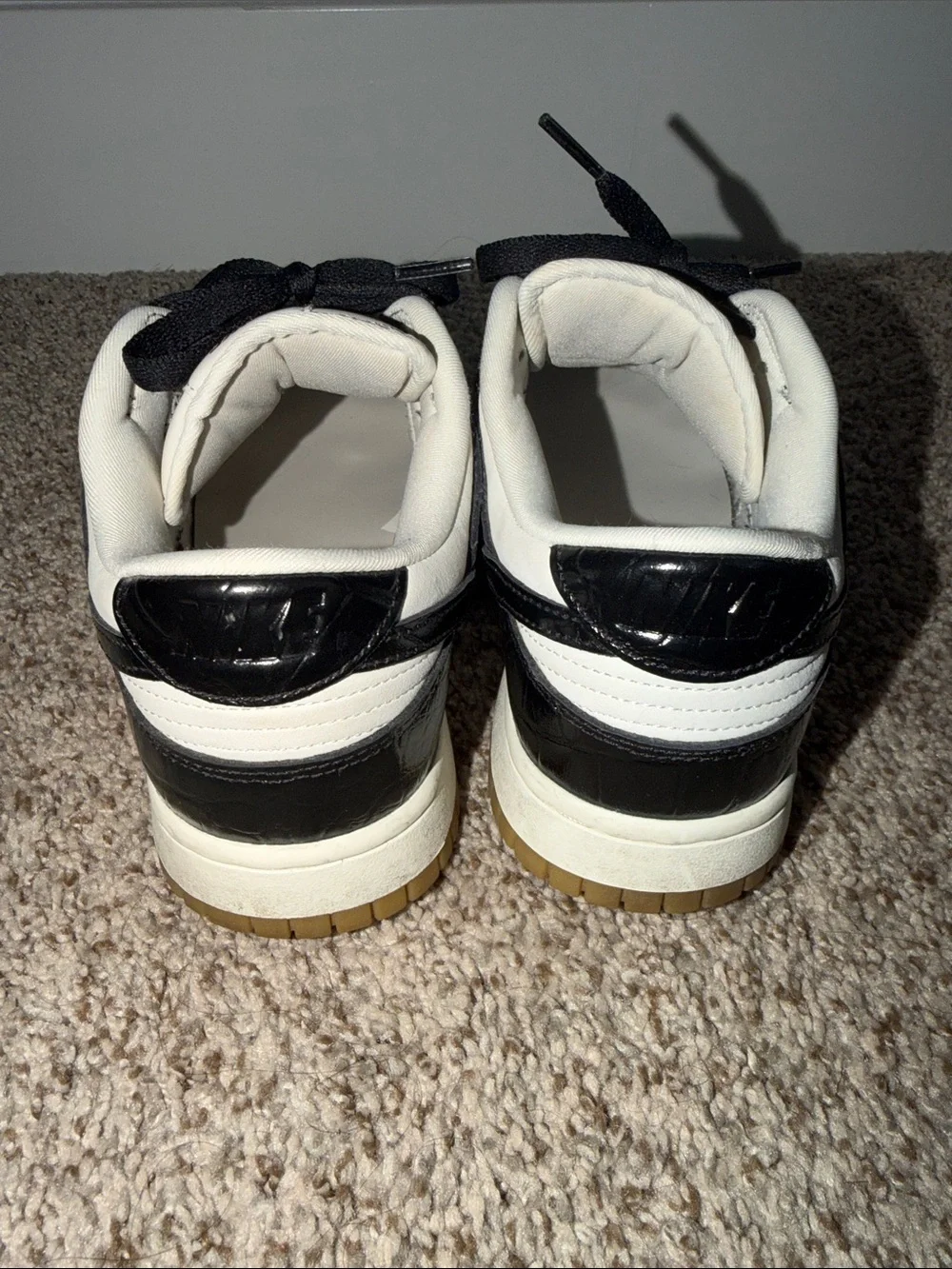 Nike Dunk Low LX - Picture 5 of 6